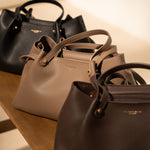 Sac à main Jane taupe trois coloris côte à côte