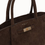 Sac à main Milae chocolat détail du fermoir doré