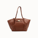 Sac cabas Alexa camel vue de face sur fond blanc, anses relevées