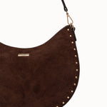 Sac à main Leya chocolat détail des clous dorés, gros plan