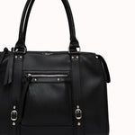 Sac à main Noema noir détail de la poche avant zippée